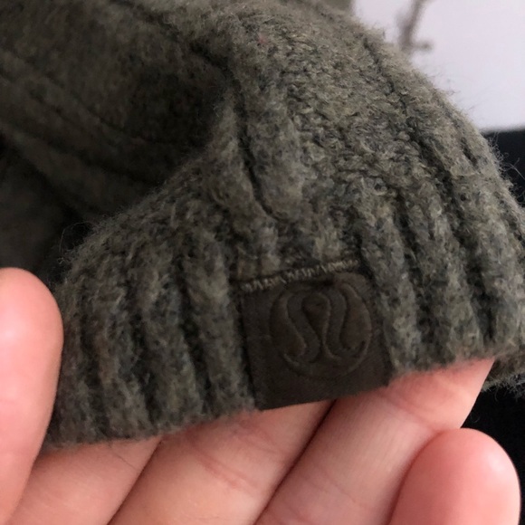 Lululemon Twin Rib Sweater Wrap - Picture 9 of 9